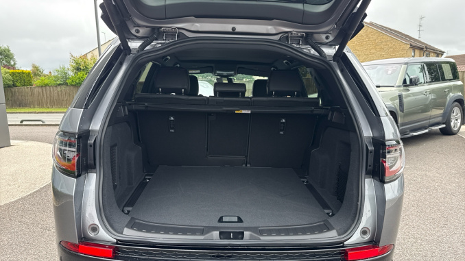 Land Rover Discovery Sport 1.5 P270e Metropolitan 5dr Auto [5 Seat] [NI] Station Wagon - Image 10